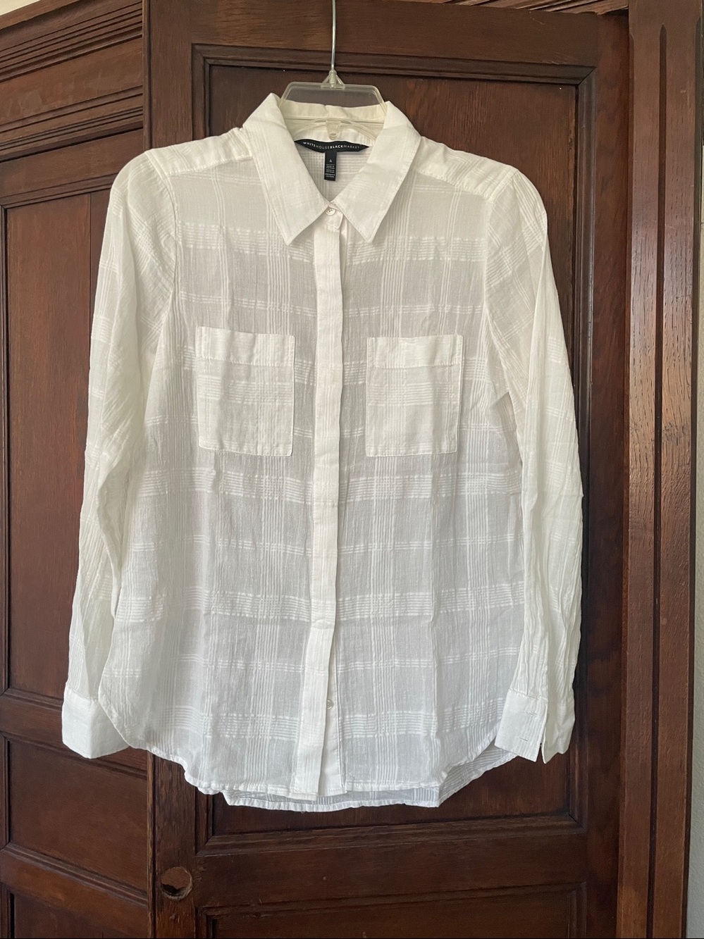 White House Black Market White All Cotton Long Sleeve Button Up Shirt